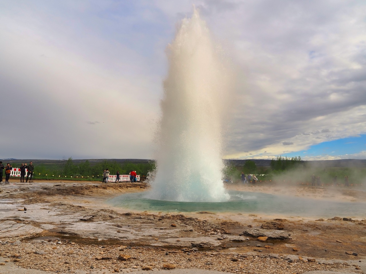 Geyser sequence – 125 Large