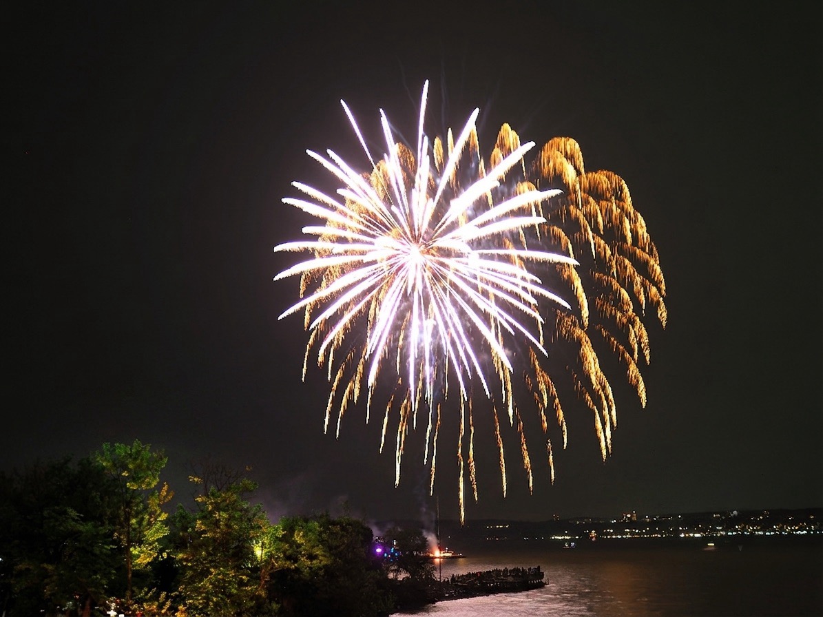Fireworks – 04 Large